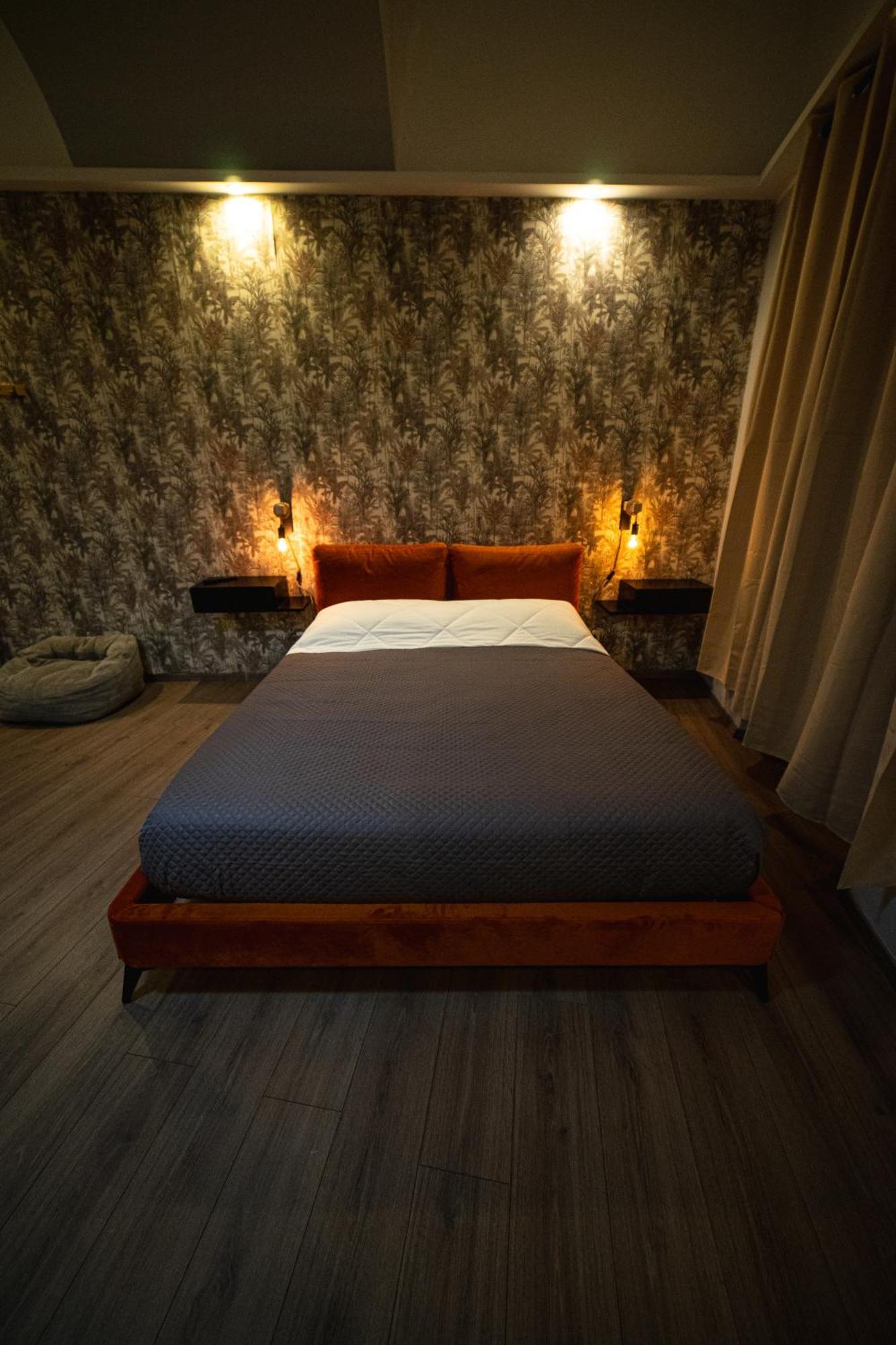 Regis 2 Appartamenti Resort Centro Storico Chivasso Ngoại thất bức ảnh