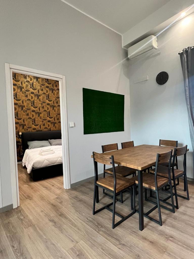 Regis 2 Appartamenti Resort Centro Storico Chivasso Ngoại thất bức ảnh